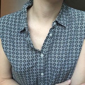 Geometric print button-down